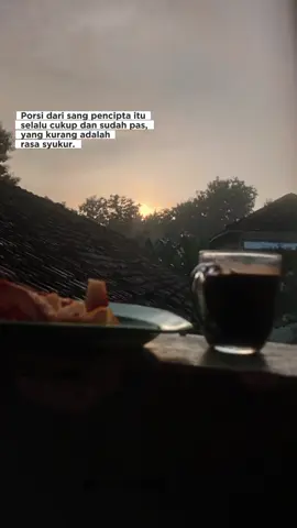 #CapCut jangan lupa ngopi,dengan kopi kita bisa tau betapa besar rasa syukur kita,kpd allah yang maha esa.buruan ngopi dan bersyukur lah atas segala yang di berikan.#senja_story #natawassalbilhubabah #ngopipagi #fyppppppppppppppppppppppp #katakata 