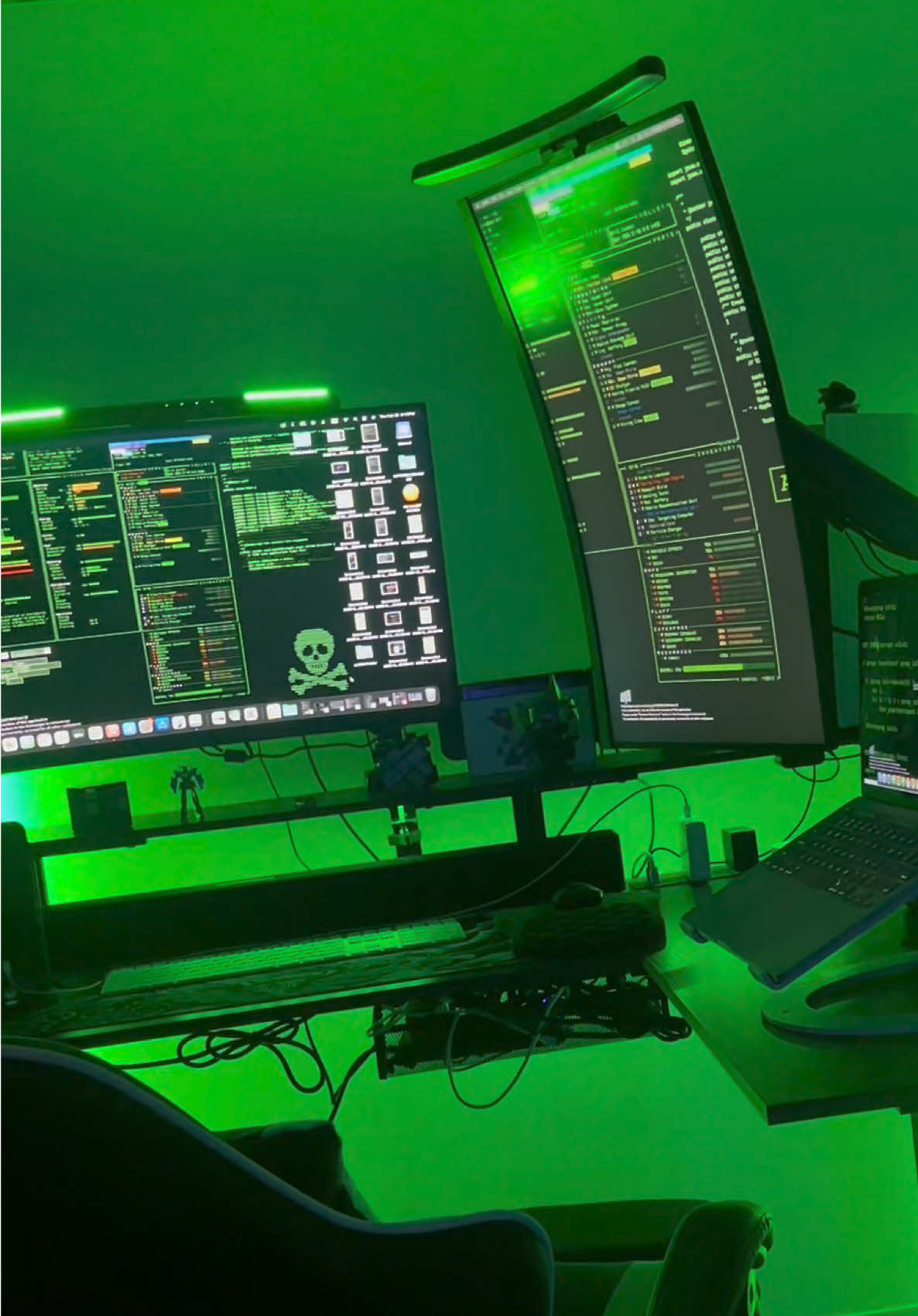 90’s Cyber Hacker Set Up 👨🏾‍💻 #hacker #cyberpunk2077 #green #rgb #GamingOnTikTok #90shacker #GamingSetup #pcsetup #techtok #inspo #desksetup #lightingdesign