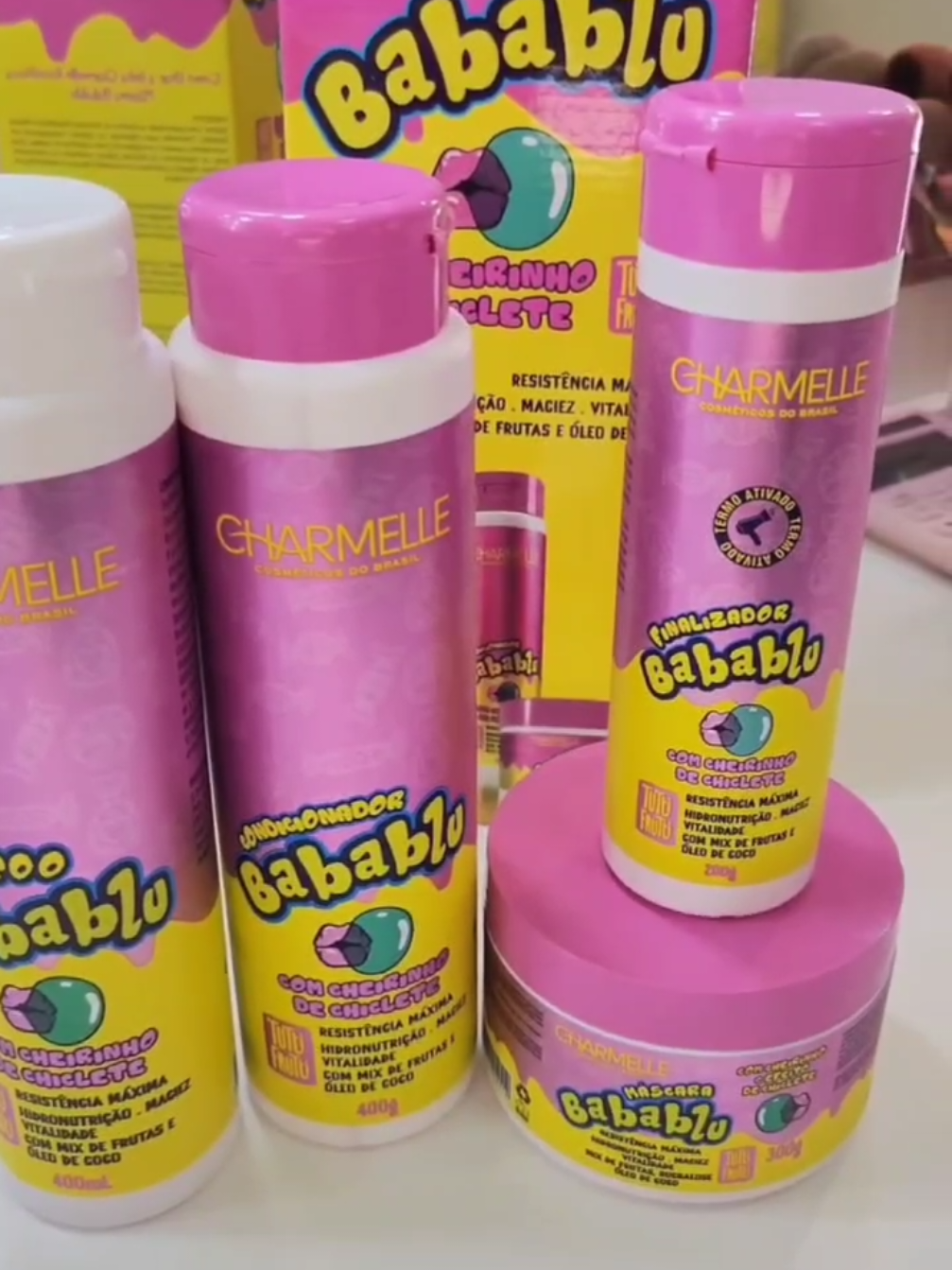 Kit Bababell tutti Frutti Hidratação Nutrição Cheirinho de Tutti Frutti Babablu Charmelle Bell corpus🤌🏻👄🧴#tratamentocapilar #cuisadoscomocabelo #hidratação #babalu #kitbabalu #nutricaocapilar #charmellecosmeticos 