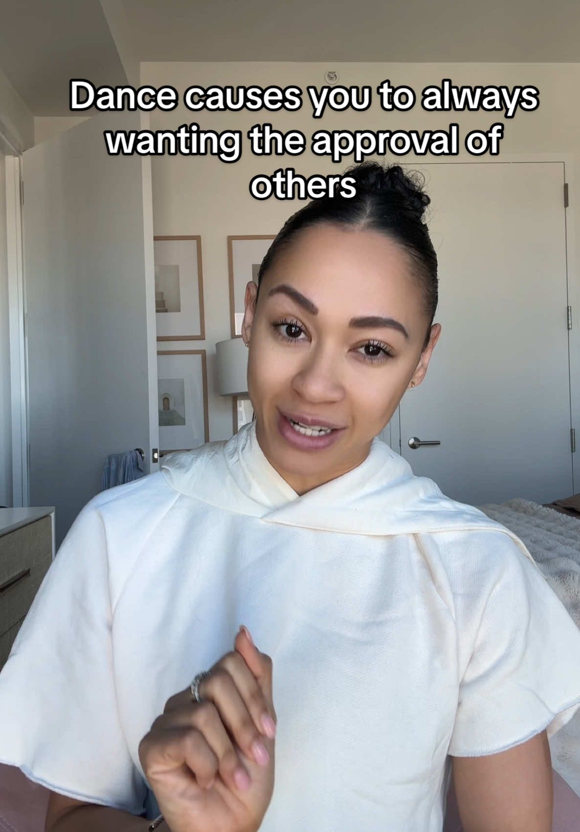 The only need of approval you need is YOURS🫶🏽 #dancers #advicefordancers #dancersoftiktok #dancerstok #director #choreographer #dancerlife #approvalofothers #approval #danceteachers #danceteacher 