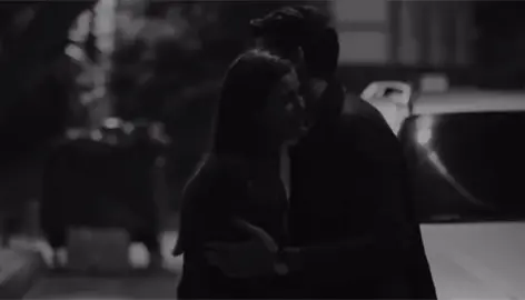 لملمني ووصَف لي دواي ..... #اكسبلورexplore#ذكرى  #مالي_خلق_احط_هاشتاقات #العراق_بغداد #تصاميم #حب #شعر 