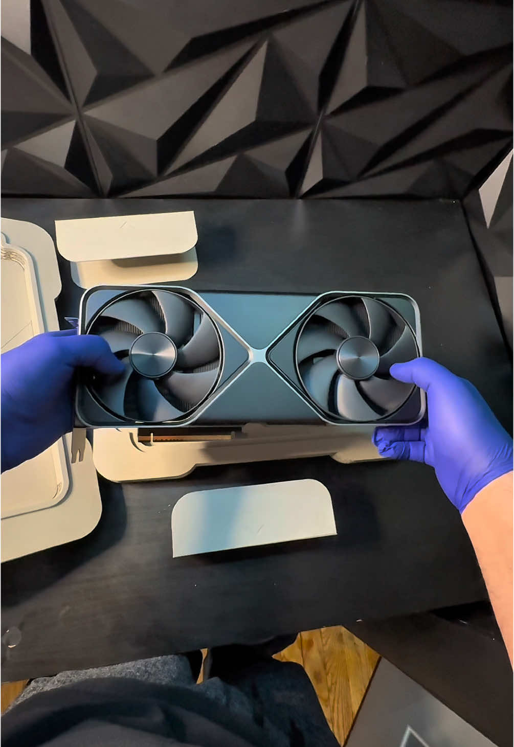 Unboxing 5080 founders edition #rtx #5080 #tuskerpcs #pc #gamer 