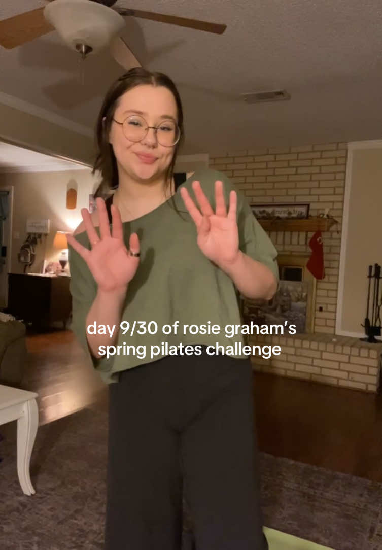 i’m sorry i skipped yesterday, i was so tired but we made it today <3 @Rosie #pilates #rosiegraham30daychallenge #workoutathome #fyp 