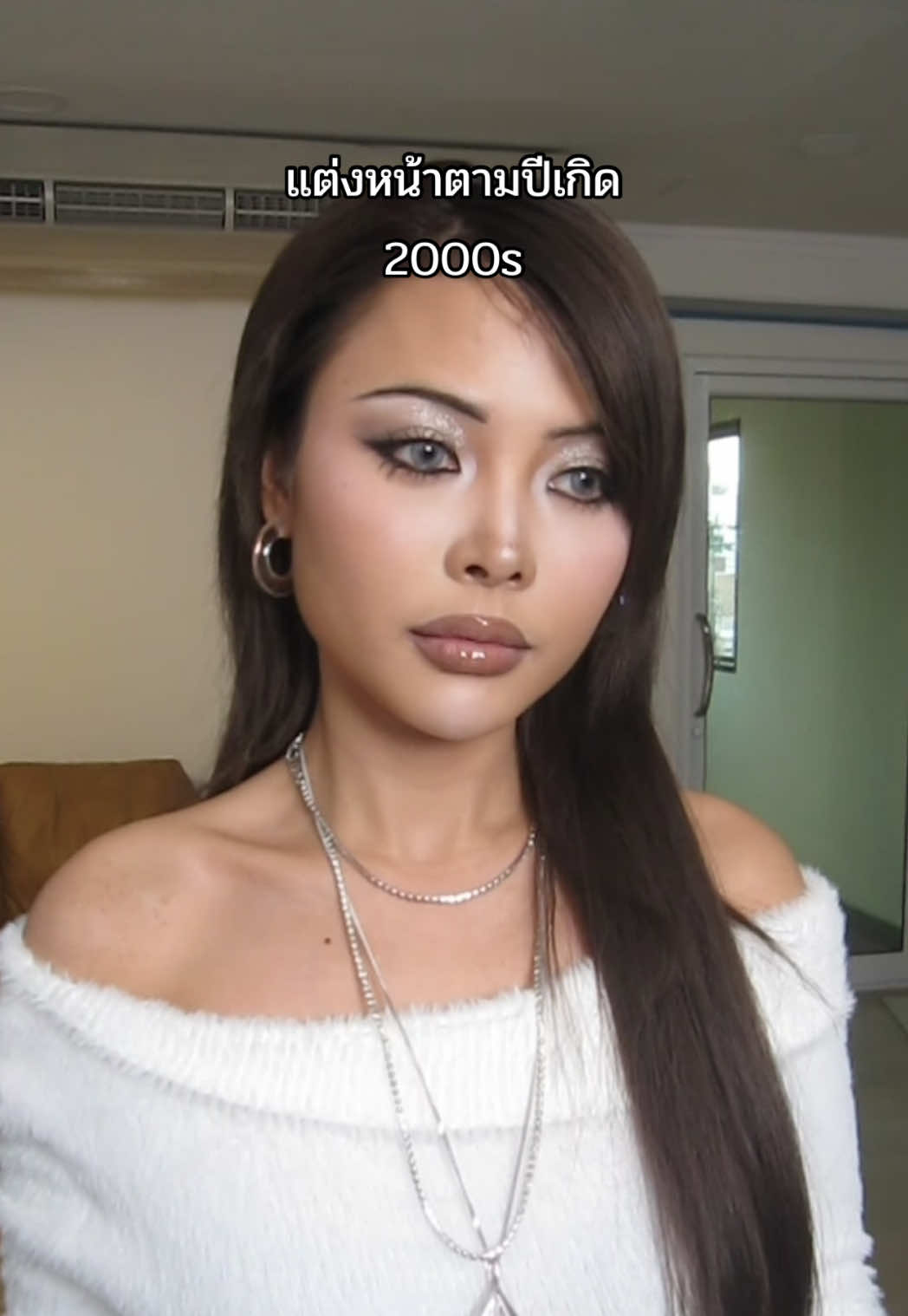พอกลับมาทำคลิปแต่งหน้า คลิปไม่ต่ำกว่า 10 นาทีตลอดเลย พูดเยอะมาก55555555 หวังว่าจะชอบลุคนี้กันนะคะ #พรีมพร้อมเมคอัพ #yearyouwereborn #2000smakeup 