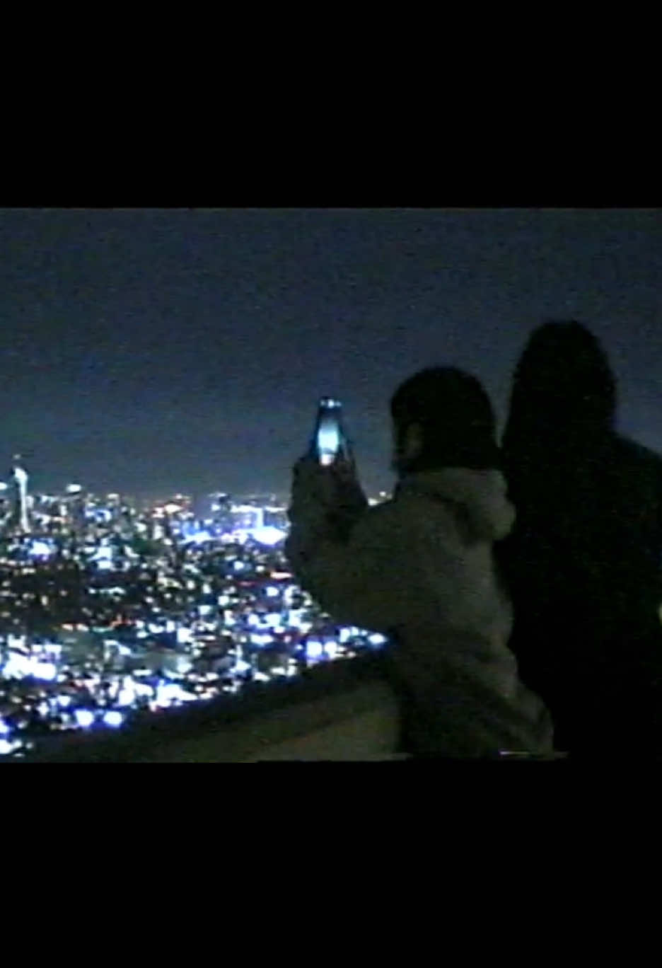 💫 #vhs #camcorder #vhsedit #videography #vhsaesthetic #vhscamera #hi8 #analog #vhscam #losangeles #california #vhsedits #retro #oldcamera  #jvc #la #cali #skyline #nightvibes #nightview #hollywood #dtla 