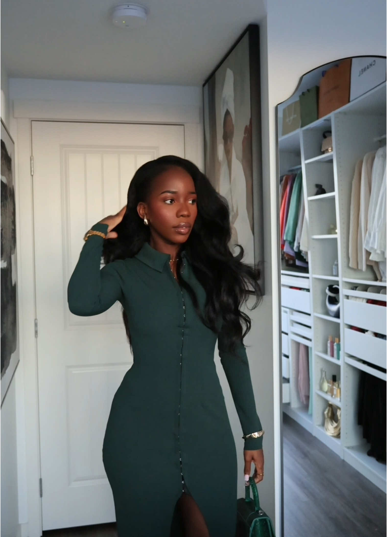 Bringing back GRWMs… and what better way than in deep emerald? 💚 Happy Friday! 🫶🏾 Outfit details:  Dress @ZARA  Fragrance @FORVR MOOD  Lips @Fenty Beauty  #classystyle #elegantstyle #TikTokFashion #stylingtips #chic #effortlessstyle #outfitinspo #fashiontiktok #explore #minimalstyle #monochromeoutfit #ootn #modestfashion #explorepage #dresses #datenightoutfit  monochrome outfits monochromatic look classy style classy outfit ideas elegant style eleagnt outfit elegance modest fashion modesty modest dressing zara outfits zara try on haul zara finds tiktok fashion black girl tiktok black girl fashion explore page explore fyp for your page ootd oot chic style minimal chic style old money aesthetic burgundy viral Zara dress date night outfit