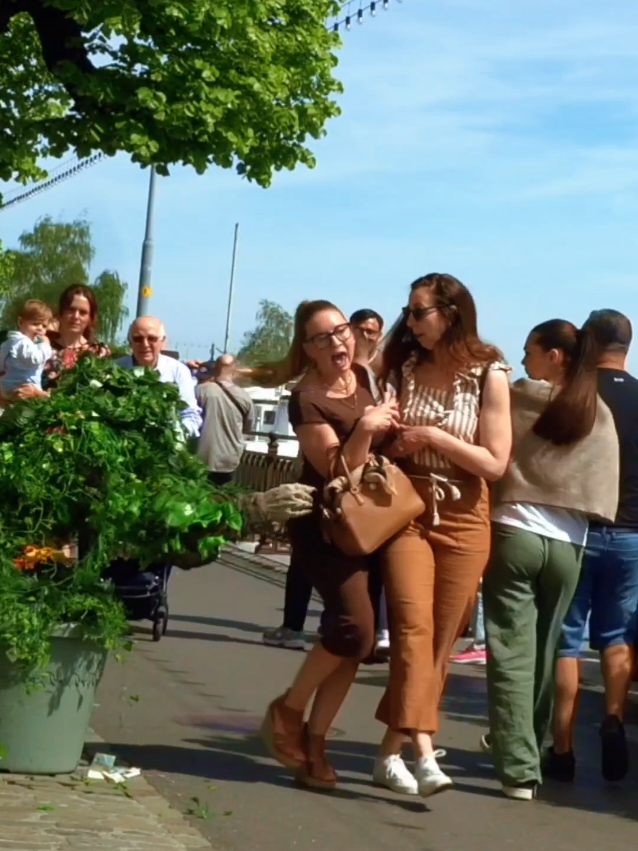 She screamed loud #funny #laugh #funnyvideos#funnyvideo #prank#viral#fyp#viral#funny#laugh#prank#viral#fyp#funny 