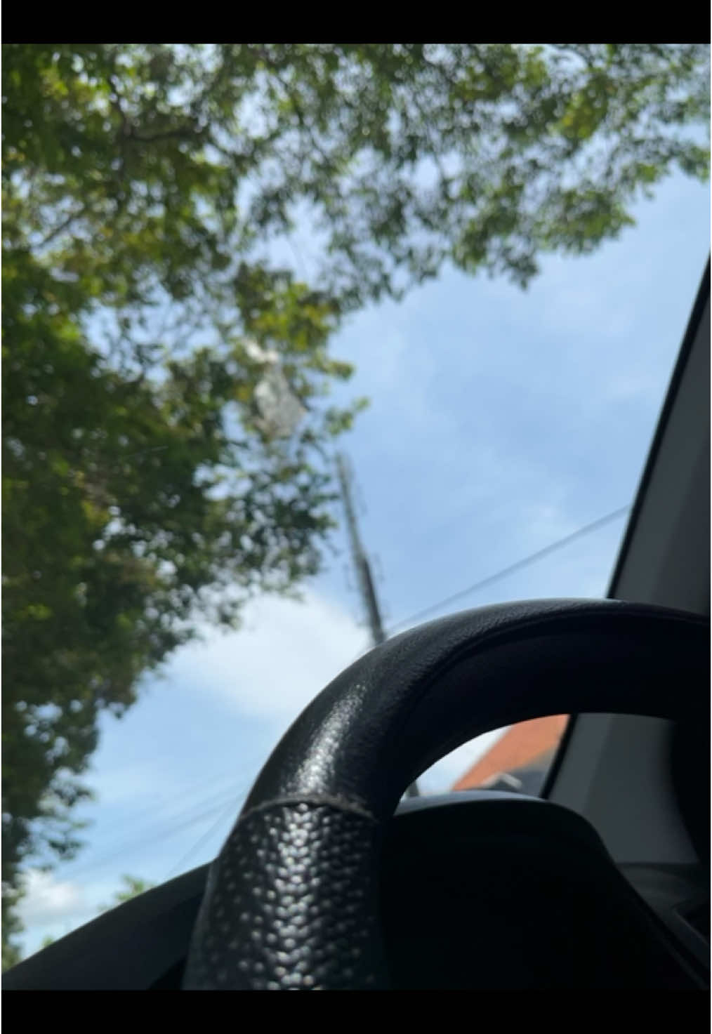 “Kembali ku sadar bahwa malam ini Ku sendiri” #slank #slankers #slankersindonesia🇮🇩 