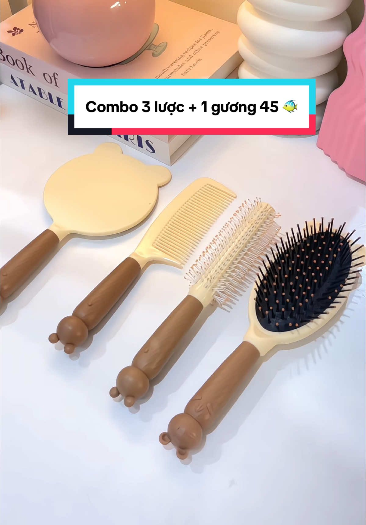 Thấy mng ai nhận cũng nguyên vẹn mà tới t nó lạ lắm 😤 #guongcamtay #luocgoroi #luocchaitoc #fyp #xuhuong 