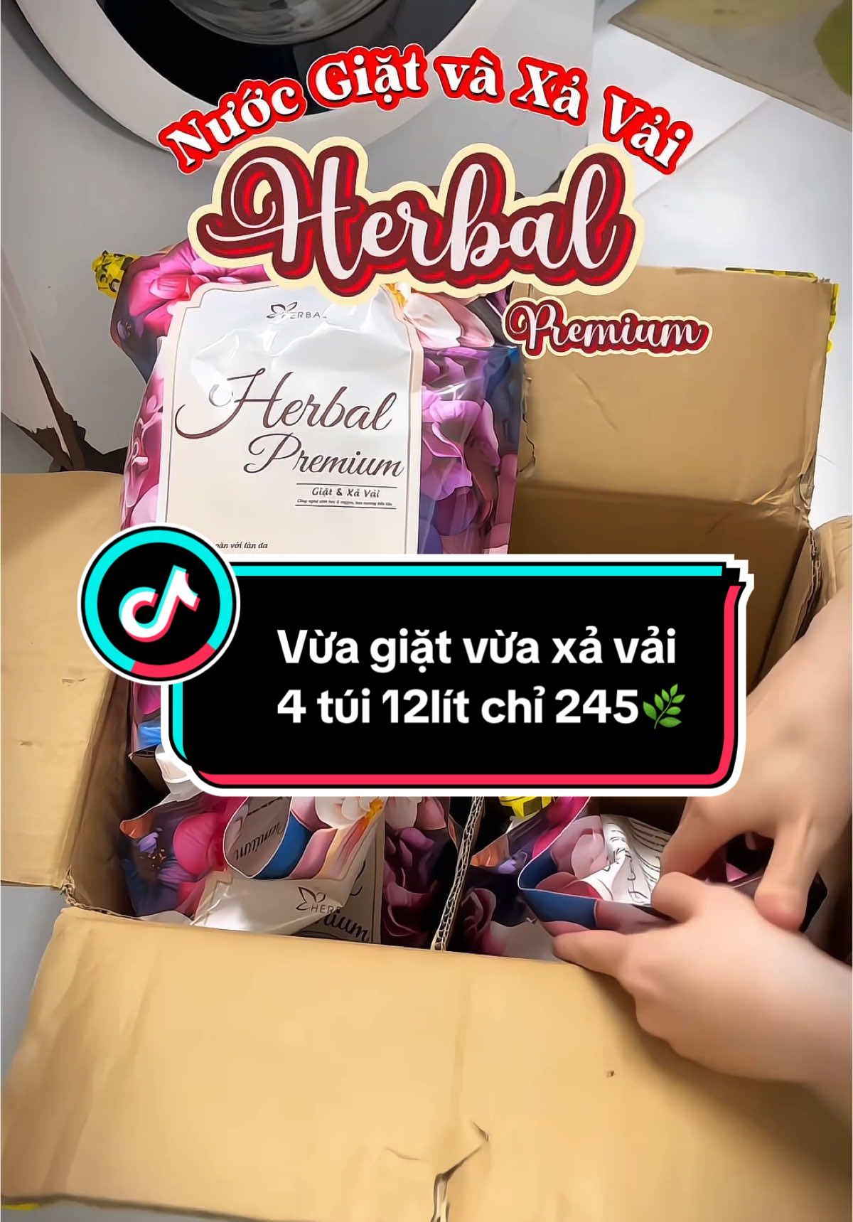 Nước giặt Herbal vừa giặt vừa xả vải, 4 túi 12lít . Săn ngay kẻo hết #herbal #nuocgiatherbal #nuocgiat #xuhuong #thinhhanh #mebimxaykenh 