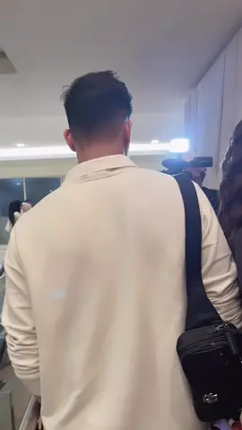 Tolong nanti nikah bisa undang aku gk kalian berdua 😭 aku hafal lagu kagen kok, sama superhero #algazali #alyssadaguise 