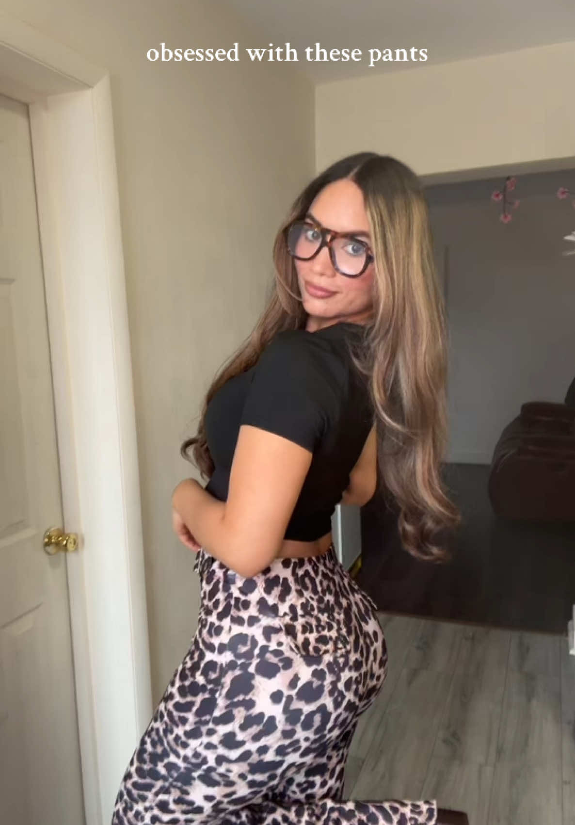 obsessed with these pants 🐆 . . . . . . . . #wideleg #pants #animalprintpants #jojoans #pantsparty #tiktokshop #pantsoutfitideas #outfit #inspooutfit #outfits #yogapants #tiktokshopping #fits 