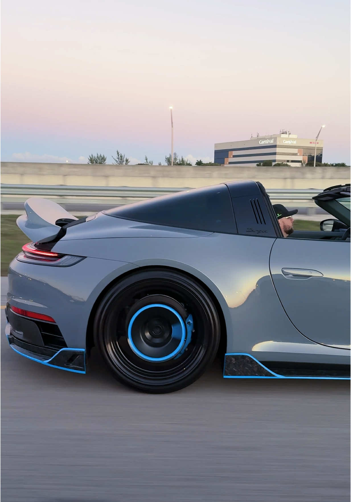 Targa GTS 💙🩶 New Aero Disc Carbon Forged Wheels #targa #porsche #porsche911 #porscheclub 