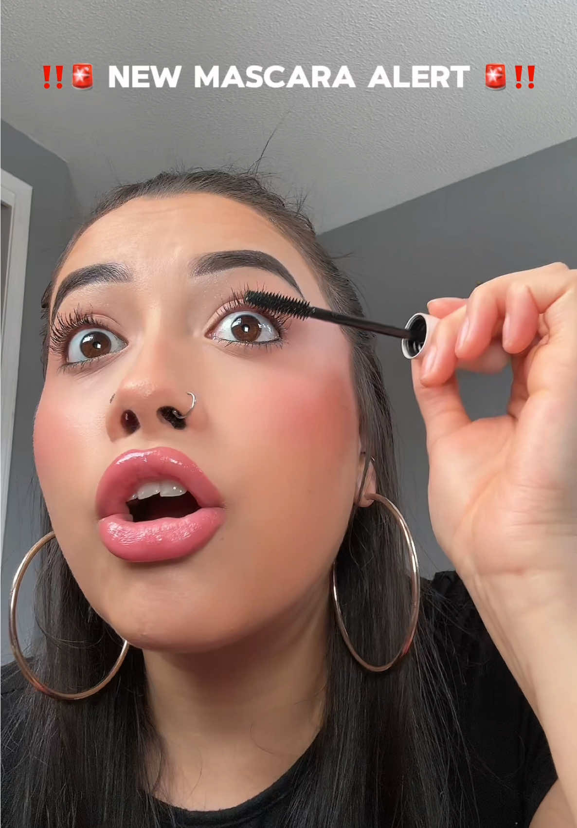 ‼️🚨 NEW MASCARA ALERT 🚨‼️ This is NOT a drill 🙂‍↔️🙂‍↔️ #mascara #mascarareview #makeupartist #makeup #makeuptips #makeuptok #makeuptikok #esthetician #estheticianlife #estheticiantiktok #esthetics #beautycontent #beautycontentcreator #beauty #BeautyTok #beautycommunity #womanownedbusiness #latina #latinaownedbusiness #fy #fypシ #fypage #fypシ゚viral #fyppppppppppppppppppppppp 