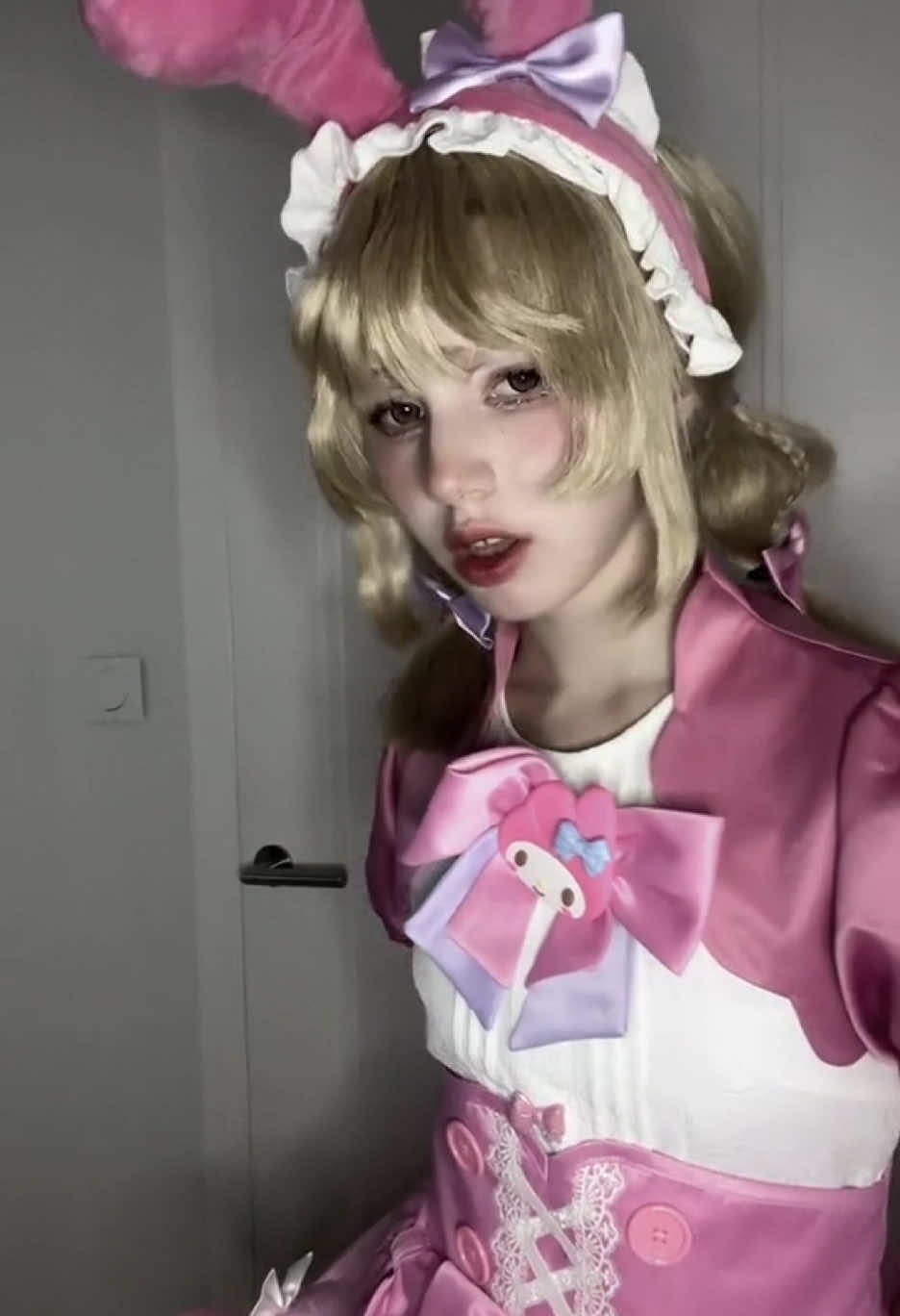 I tried on new makeup and honestly I really like how it turned out!!! #cosplay #cos #cosplaytiktok #dontflopplease #dontletthisflop #lilybarriere #lilybarriereidv #idvcosplay #idv #identityv #lilybarrierecosplay #lilyidv #cheerleader #beginnercosplayer #cheerleaderidv #cheerleadercosplay #cheerleaderidvcosplay #idvcheerleader 
