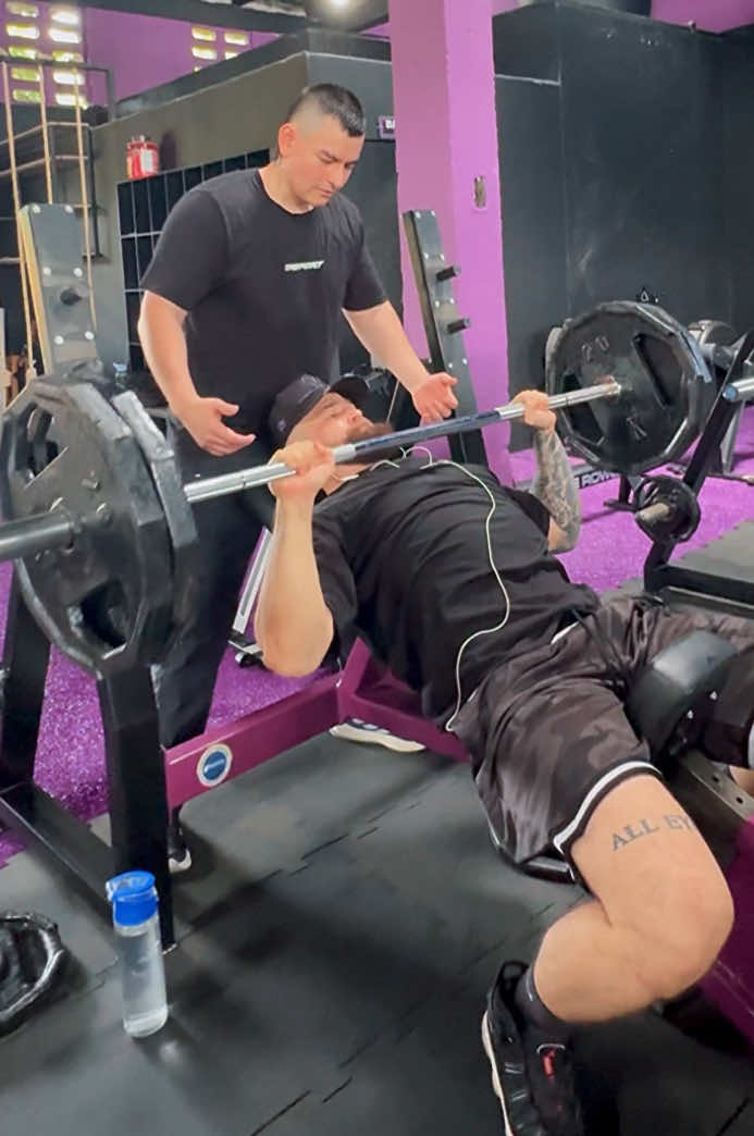 Easy Money 🦾 #Lifestyle #heavy #workout #fy #foryou #kick #project #train #daren #crew #gym 