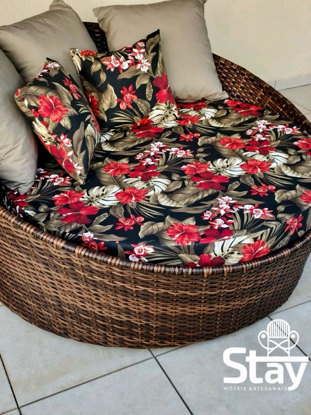 chaise na fibra sintética, cor argila. #argila #chaise #ofuro #bigbrother #areaexterna 