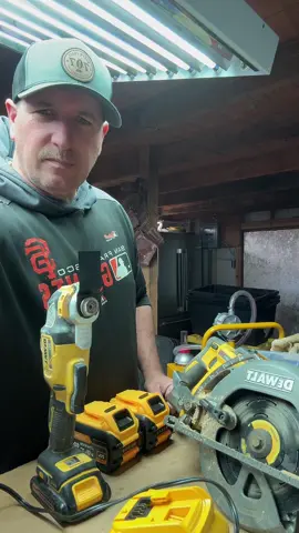 #dewalt #batteries #tiktokmademebuyit #tiktokshop #viralvideo #cordlesstools 