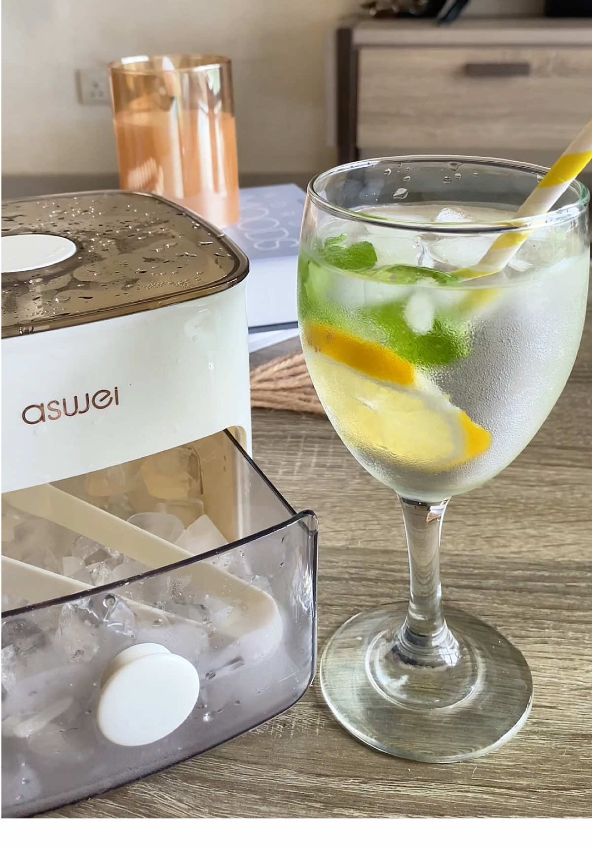 Never run out of ice again! ❄️ This double-layer ice cube mold makes 48 cubes at once & stores them in a compact drawer! 🧊💙 Perfect for home, office & outdoor fun! 🚀✨ #IceHack #CoolGadgets #KitchenMustHave #TikTokMadeMeBuyIt #SummerVibes 
