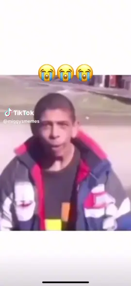 #funny #mem #autistic #id #singing #viralpost #laugh bro cant sing