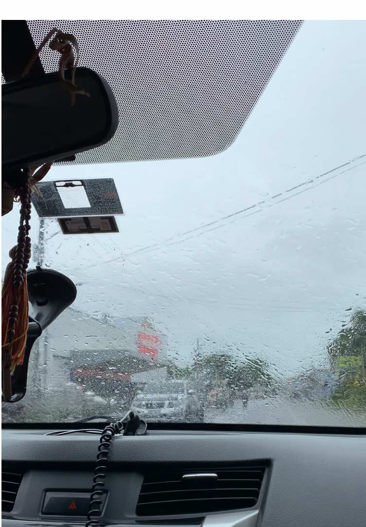Rainy Saturday | Prank your friends #foryoupage #cars #carsoftiktok  #roadtrip #dayroadtrip #xyzabc #fyppppppppppppppppppppppp 