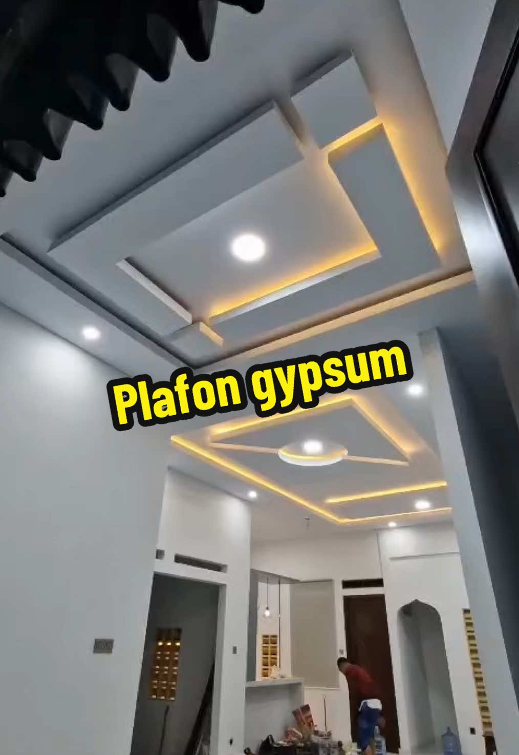 Plafon gypsum minimalis