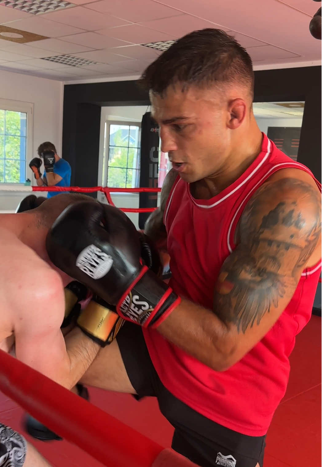 🤪👊🏼 #kickboxing #boxing #mma #mmatraining #workhard #discipline #workout #leipzig 