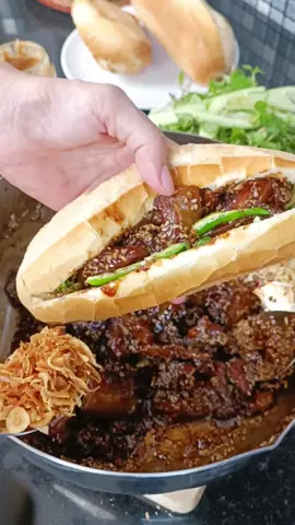 Cách làm bánh mì thịt xíu Huế ăn ngon, dễ làm#nguyenbichngoc #anngon #amthuc #reviewanngon #xuhuong #bichngocamthuc #angon #hue