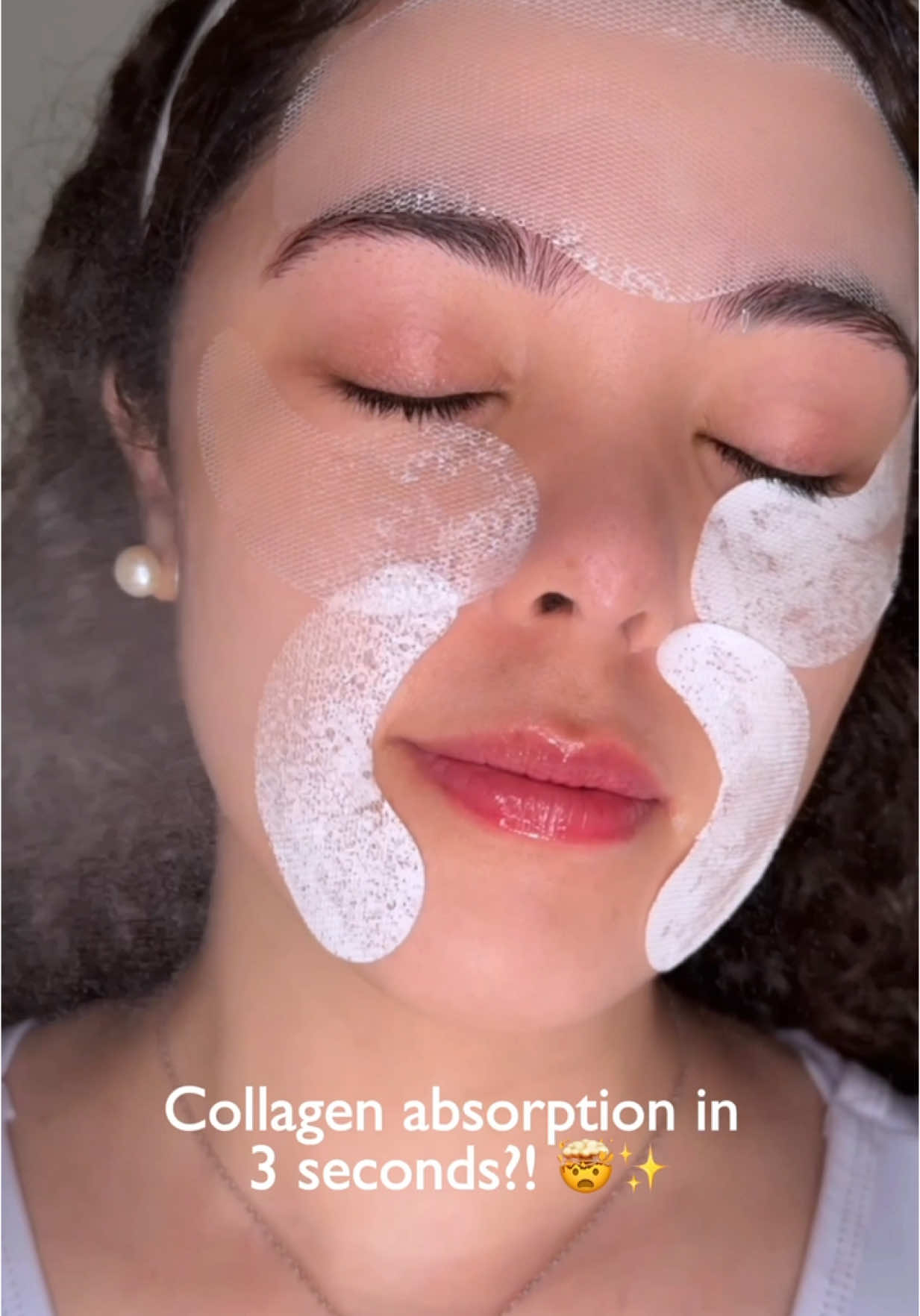 These MELTING collagen patches are a game-changer! 😱✨ Watch them dissolve into pure hydration for plump, glowing skin! 💦✨ Have you ever seen anything like this?! 👀😍 💖 Shop now on TikTok Shop! → https://vt.tiktok.com/ZT2BW5K4U/?page=TikTokShop 🛍️ Also available on Amazon & YesStyle (Use code ILLA777 for 5% off!) #collagenpatch #collagen #collagenviral #sungboonpartner #sungbooneditor #wrinklefree #antiaging #glassskin #glowyface #brightening #purecollagen #serum #sprayserum #glutathione  #koreanskincare #kbeauty @SUNGBOON EDITOR 