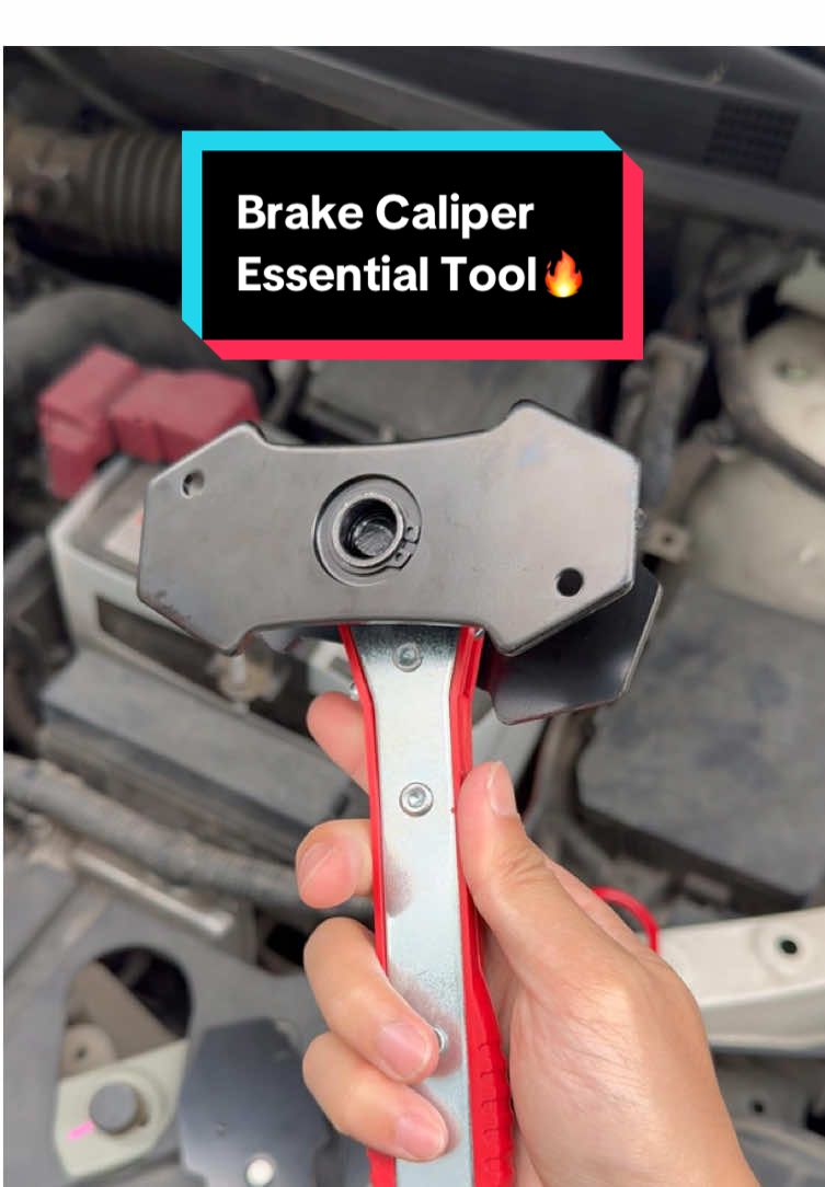 How to push back your calipers evenly when doing brakes #caliperpress #brakes #mechanic #brakeservice #tool #toolsofthetrade #toolstoday #flashsale #clearance #jumpstartsale #tiktokjumpstartsale #TikTokShop #tiktokshopfinds #fyp #spotlightfinds 