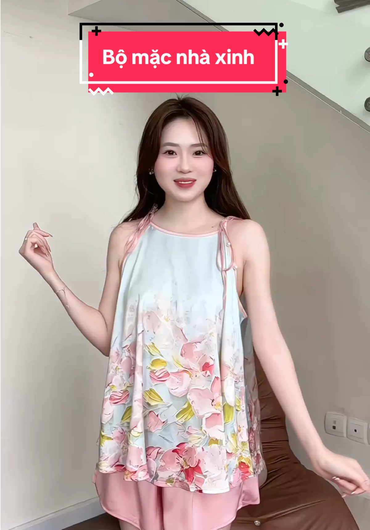 Ở nhà nhưng vẫn phải thật xinh  #review #thoitrangnu #fashion #reviewlamdep #doxinhmoingay #fyp #xuhuong #thoitrang #abcxyz #xyzabc #elchang #outfitideas #outfit #changthoitrang #setboxinh #setbonu #setbomacnha #setbo #pijama 