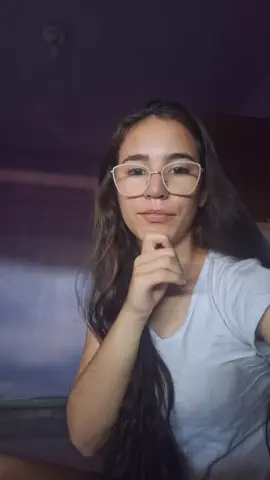 primeiro vídeo falando direto com a câmera kkkkkkkk e vcs assitam até o final para ajudar a bloqueirinha flopada aqui kkkkkkk #fyp 