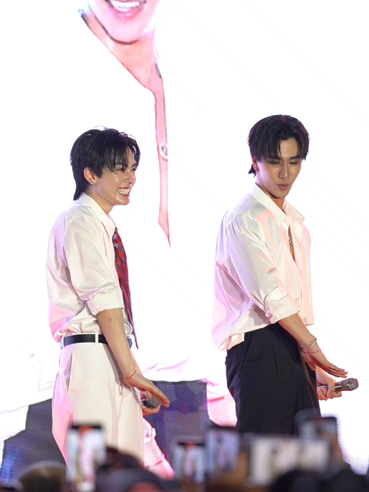 น้องแซนต้าสอนพี่เพิร์ธเต้น Sadistic #3CExPerthSanta #sadistic #PerthTanapon #Santapp #PerthSanta #เพิร์ธเเซนต้า @PERTHPPE @Santa 