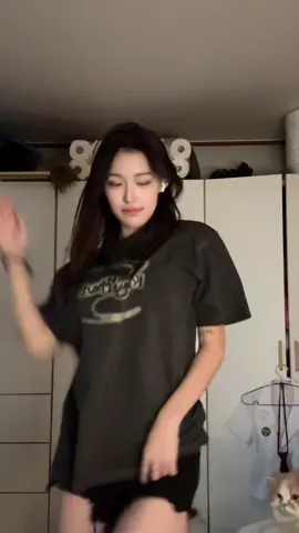 새학기 컨셉 모할거임 난 조용한 찐따 ㅋㅋ  #sorano 