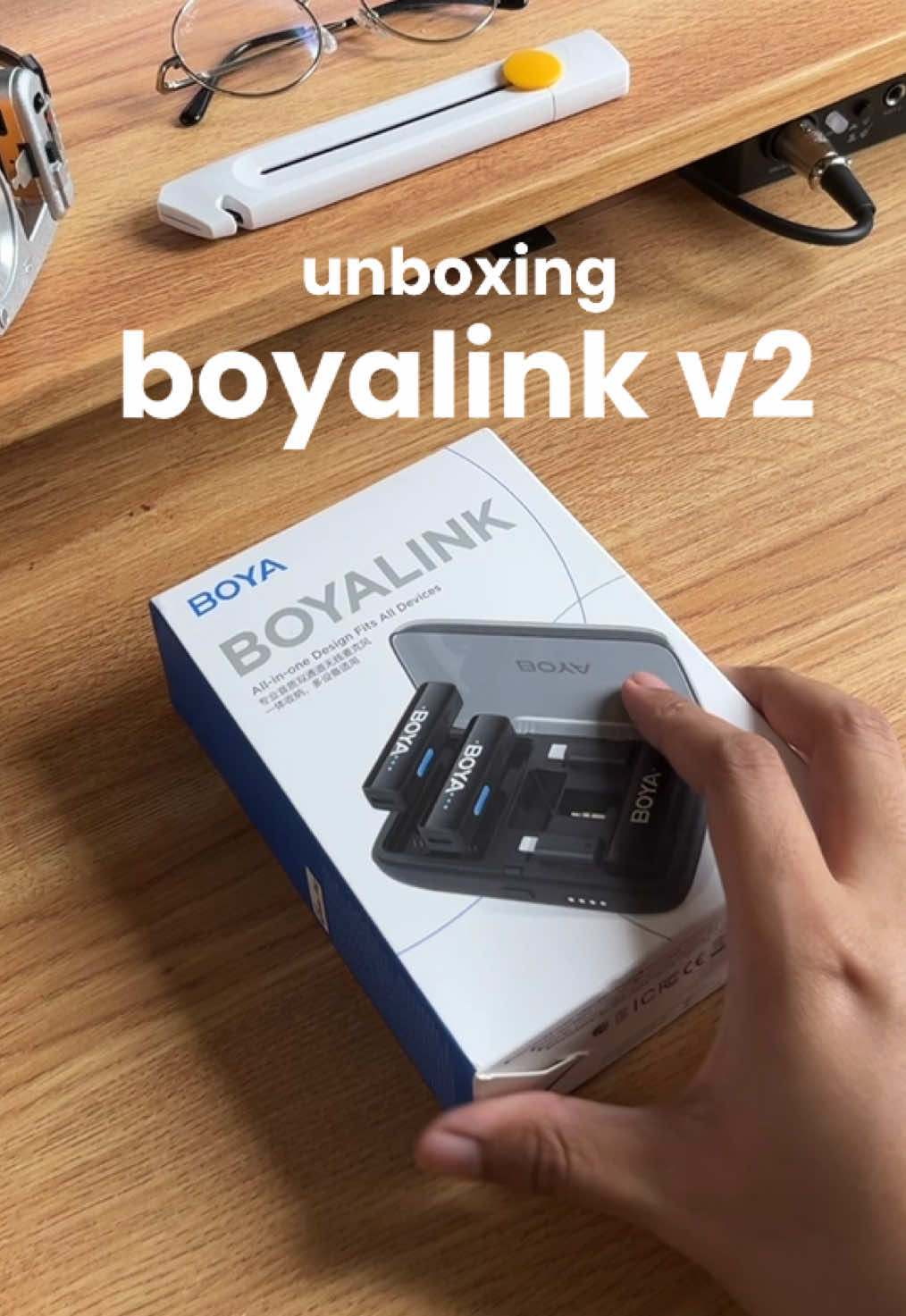unboxing Boyalink v2 from @BOYA Official Malaysia #boya #boyalink #wirelessmic #fyp 