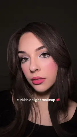enfin!! ça fait 3 ans j’attends une trend sur les turcs 🥹🫶 #turkishdelight #makeup #turkish #turkiye 