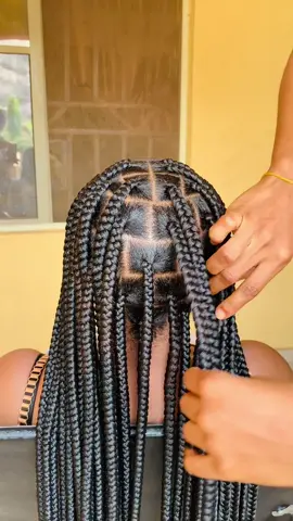 Bold knotless braids for pretty ladies😍😂 trending hairstyle 2025 #2025tiktok #allbymerci #knotlessboxbraids #trendingvideo #trendy #allbackbraids 