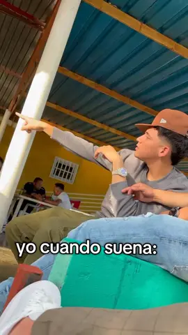 La De Bailar Merengue Si Me La Sé 🤣😛#viral_video #paratii #fyp #humor #baile #borracho 
