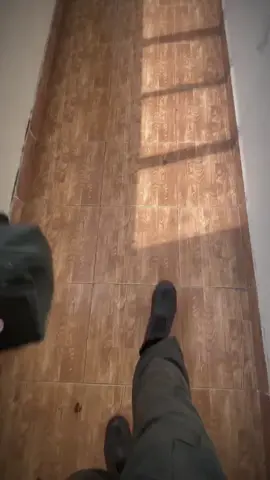 Đôi chân này đã đi đủ rồi
