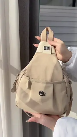 #กระเป๋า #กระเป๋าสะพายข้าง #กระเป๋าแฟชั่น #กระเป๋าสตางค์ #กระเป๋าสะพาย #กระเป๋าแฟชั่นผู้หญิง #กระเป๋าผู้หญิง #fyp 