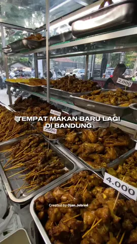 Ada yg baru lagi di bandung, banyak pilihan lauk pauk dan harganya murah bangetttttt Ayam Goreng Bengawan Jalan Bengawan No. 60, Bandung    #makananbandung #jajananbandung #ayamgoreng #restobandung