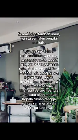 Realistis, karna memasuki umur puluhan tahun sudah ada difase buat serius. 