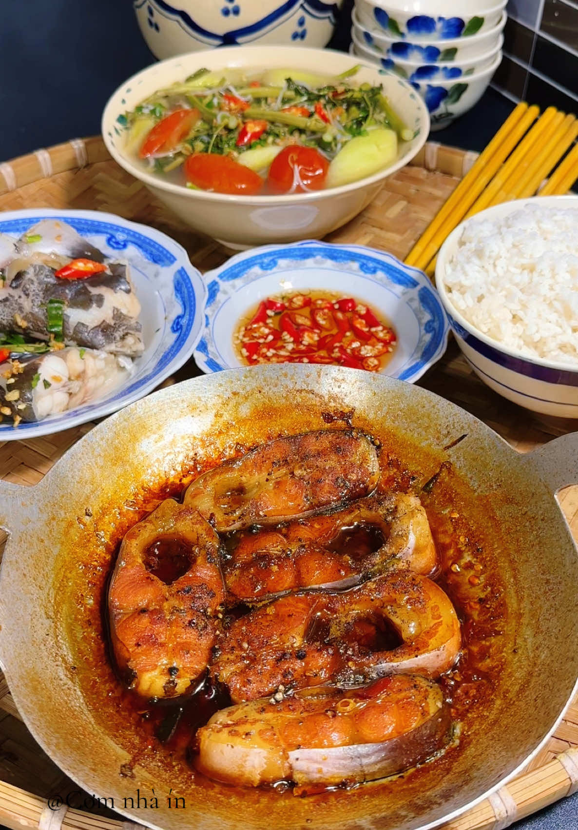 Cơm nhà ín : Canh chua rau nhút, cá kho tiêu #comnhain #ancungtiktok #xuhuong #trending 