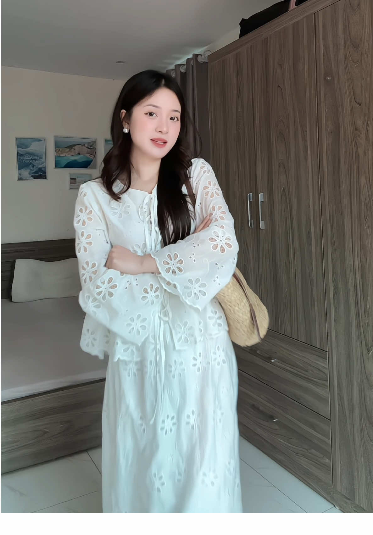 Truy tìm quán cafe hợp style này của tuii #dvanh #xuhuong #outfit #viral #homnaymagi #dvanhshop #vaydibien #vayxinh 