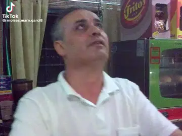 Esto es una clase magistral de pureza. descansa en paz compañero 🕊️😘