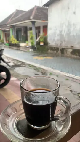 Monggo Mentahane Ngopi Syahdu Karo di kancani Gerimis Rintik Rintik ,Video Mentahan Buat Prank Temen ,Bahan Edit Storymu !! #mentahan  #bahanswmu  #storyprank  #storywa  #jatimstory 