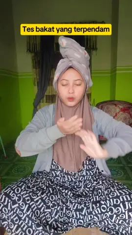 tes bakat yg terpendam #funnycomedy #jelajahindonesia #jangkauanluas #fypreels #reels #mom #Love #fypviral #viralpost #reelspage #trending #goodtols #trandingnews #fypage #lucu #komedi #fyp #tiktok #hiburantiktok #fbpro #konten #parodi #ngakak #tiktokkreatif #tiktokfyp 