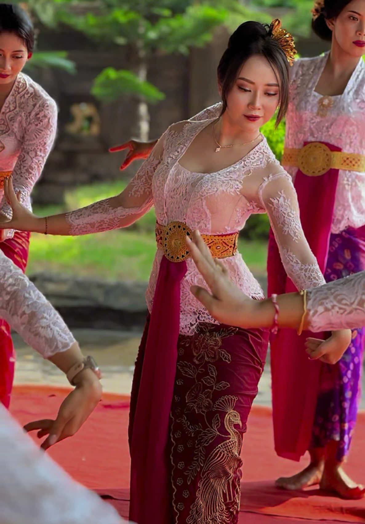 Sama gadis bali aja kak 🥰 #CapCut #fyp #gadisbali #jjbali #viralditiktok 