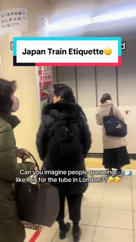 This is everywhere you go in Japan!! Everyone is so polite and it makes everything run so seamlessly🤌 London could never!!!🥲🫢 ##japan##fyp##travel##traveljapan