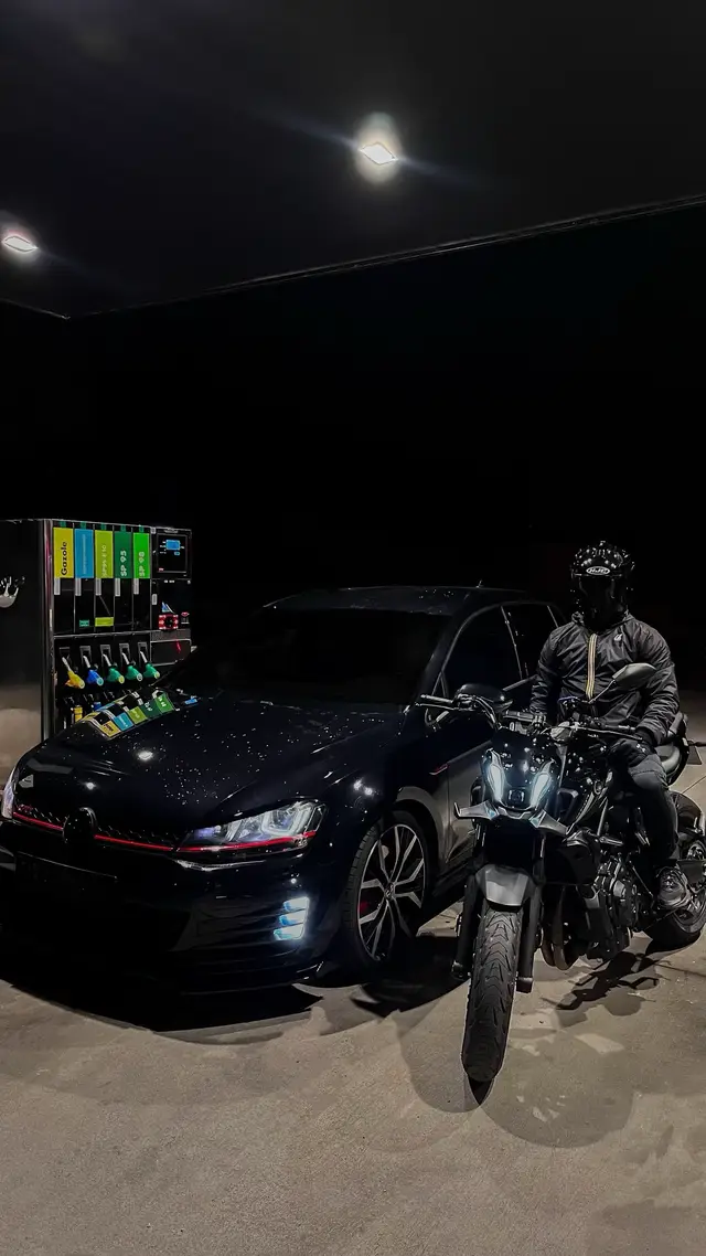 #mt07 #mt #yamaha #moto #motorcycle #golf7gti #gti #volkswagen #performance #volkswagen #r 